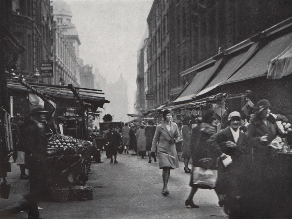 Soho Market, Berwick Street. E.O. HOPPÉ. London 1930 old vintage print picture
